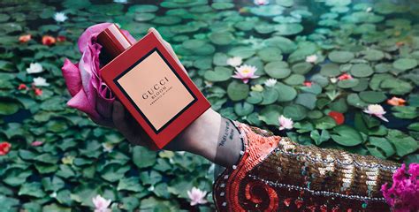 gucci bloom perfume ad font